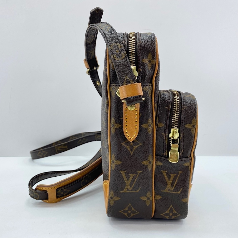 LOUIS VUITTON Brown Shoulder Bag - Picture 6 of 14